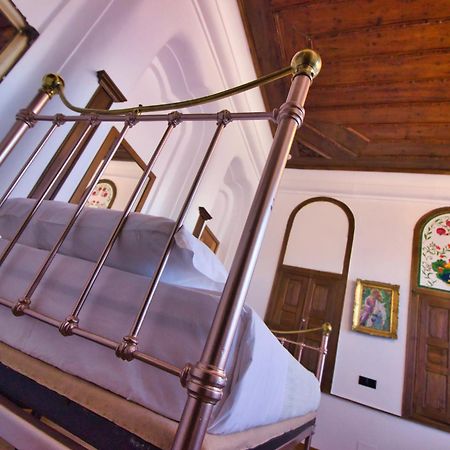 Gjirokastër Boutique Hotel Praga חדר תמונה