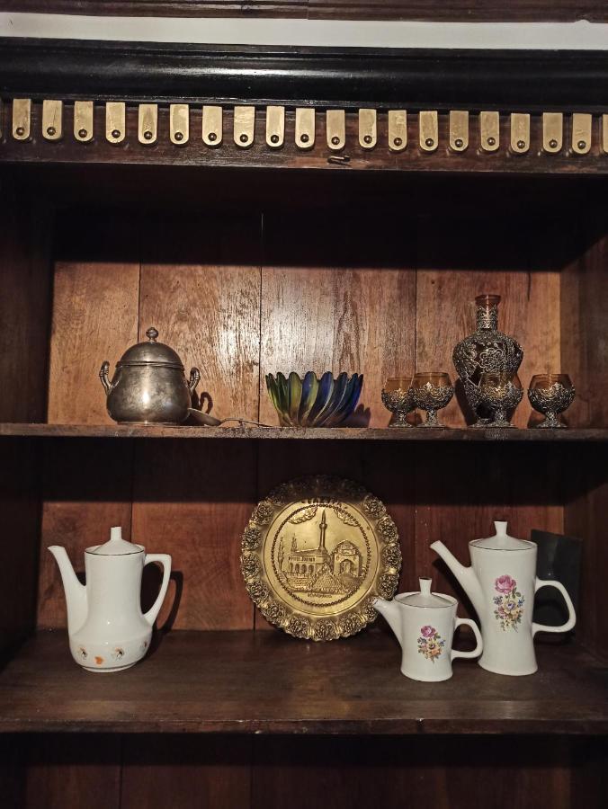 Gjirokastër Boutique Hotel Praga מראה חיצוני תמונה