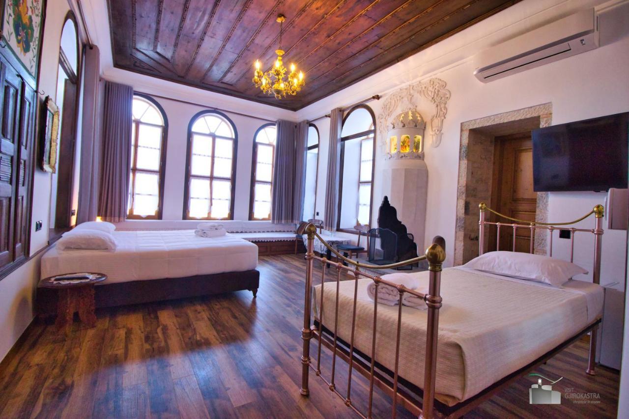 Gjirokastër Boutique Hotel Praga מראה חיצוני תמונה