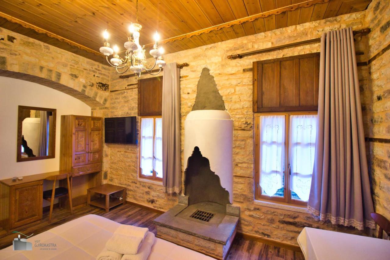 Gjirokastër Boutique Hotel Praga מראה חיצוני תמונה