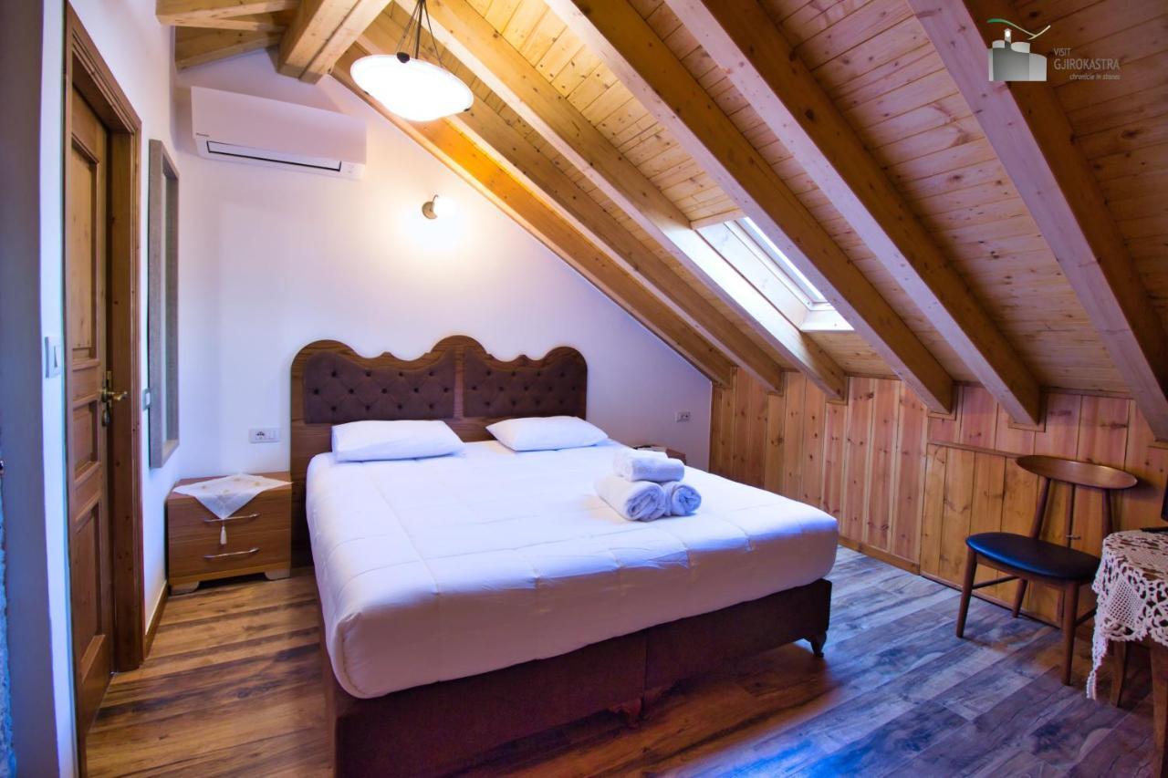 Gjirokastër Boutique Hotel Praga מראה חיצוני תמונה