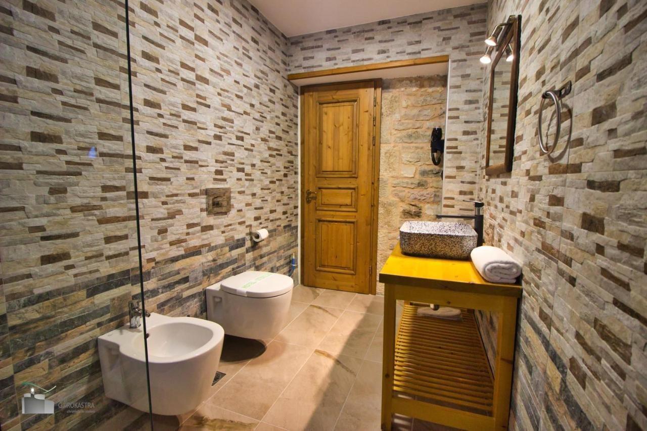 Gjirokastër Boutique Hotel Praga מראה חיצוני תמונה